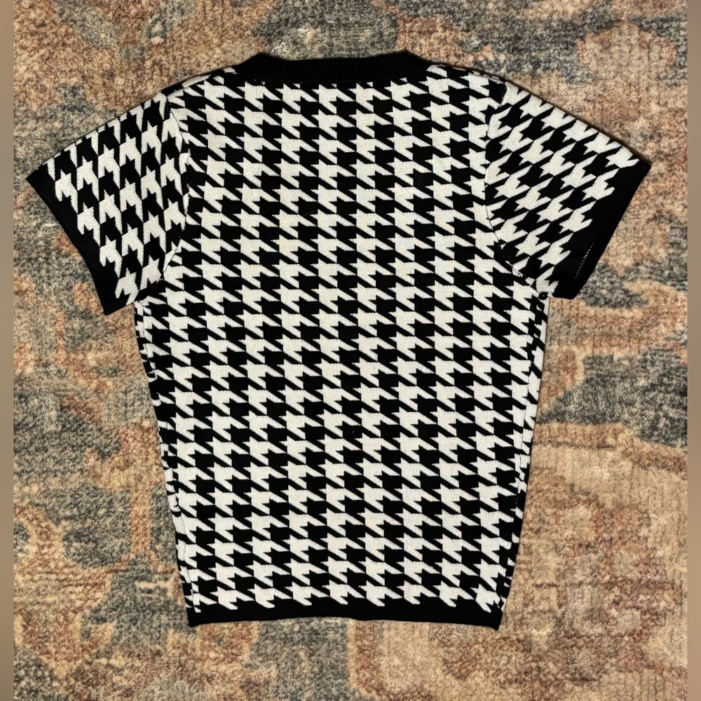 Lucy Paris V-Neck Sweater in Black and White Houndstooth - Picture 2 of 6